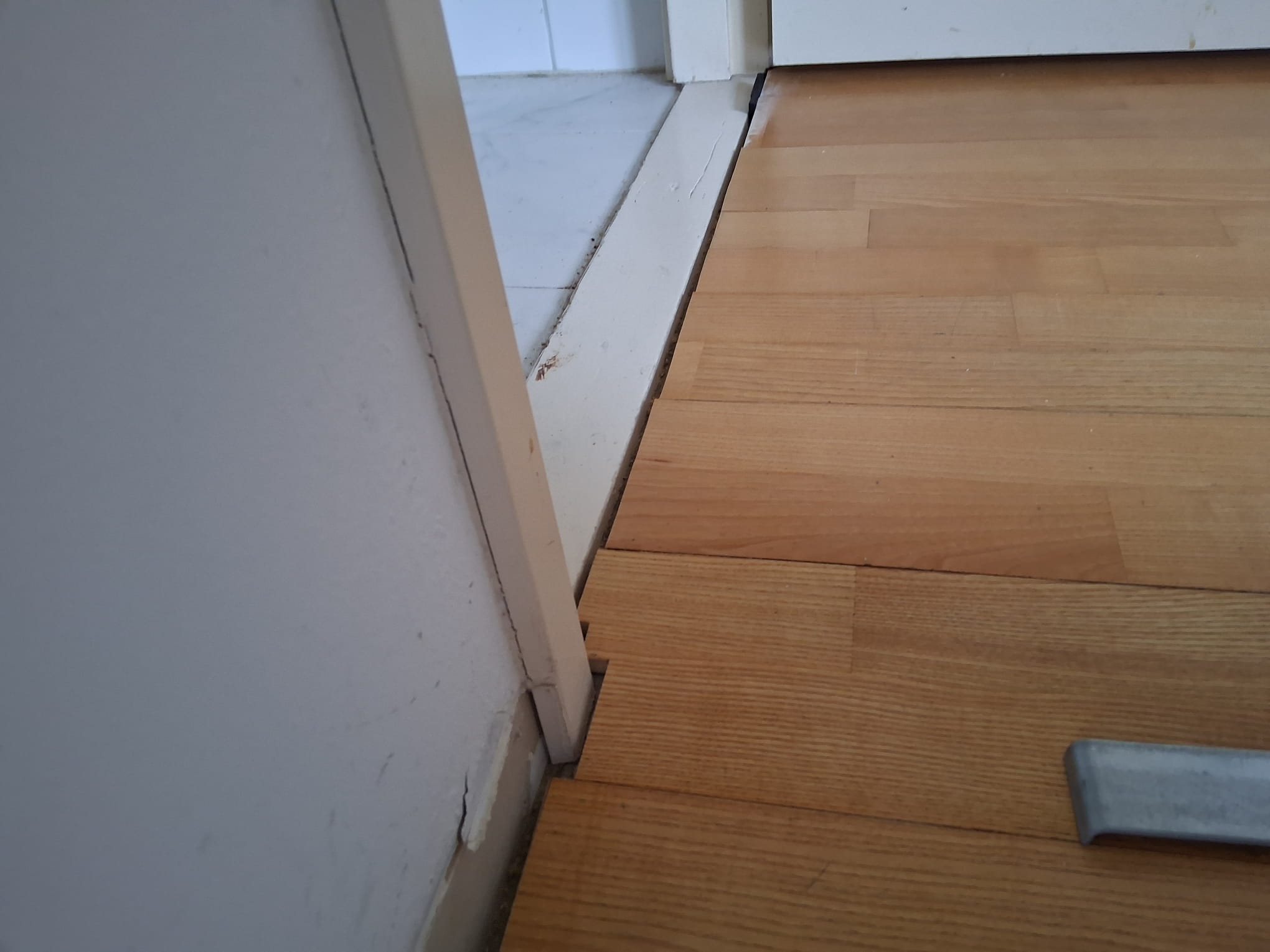 Vloer gereinigd - after schuren